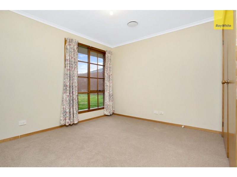 7 Ensign Grove, Taylors Lakes VIC 3038