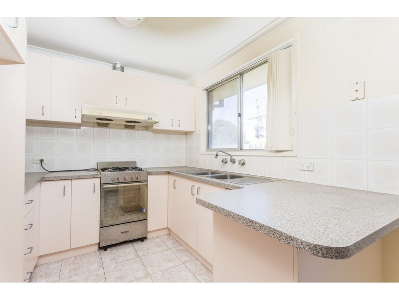 11 Calverton Road, Kealba VIC 3021