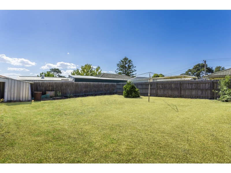 11 Calverton Road, Kealba VIC 3021