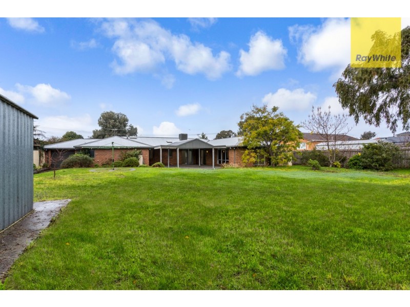 1 Gloucester Court, Sydenham VIC 3037