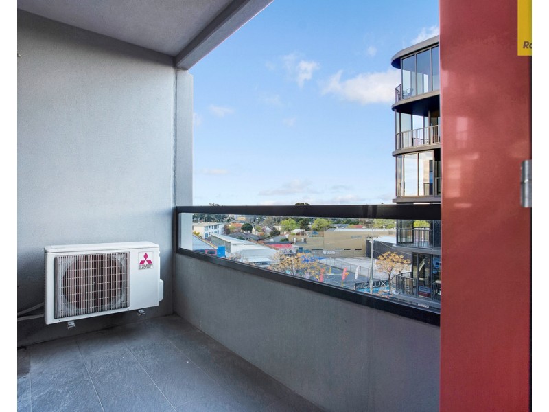 305/55 Collins street, Essendon VIC 3040