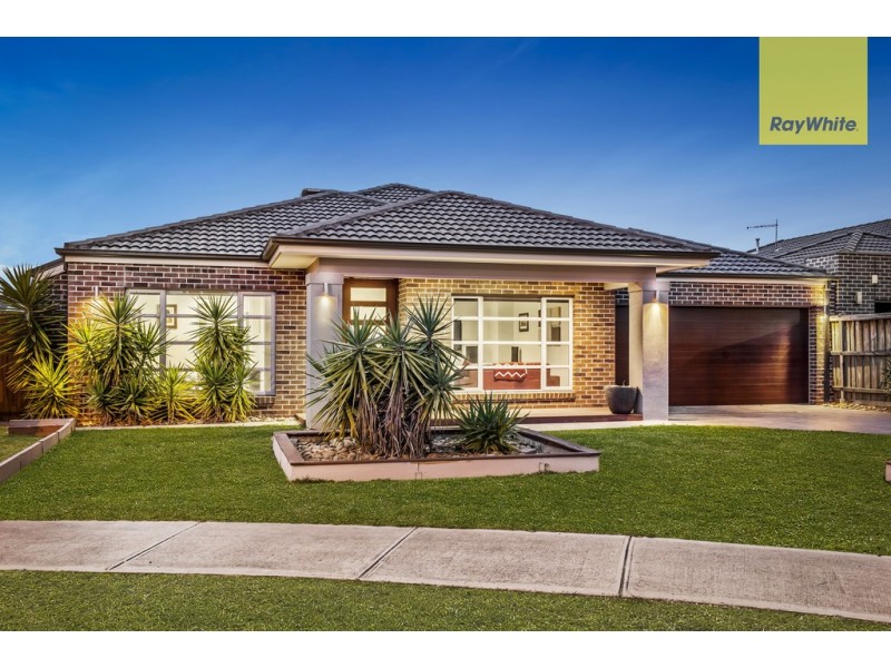 4 Shadforth Close, Taylors Hill VIC 3037