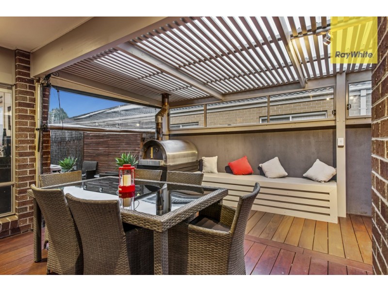 4 Shadforth Close, Taylors Hill VIC 3037