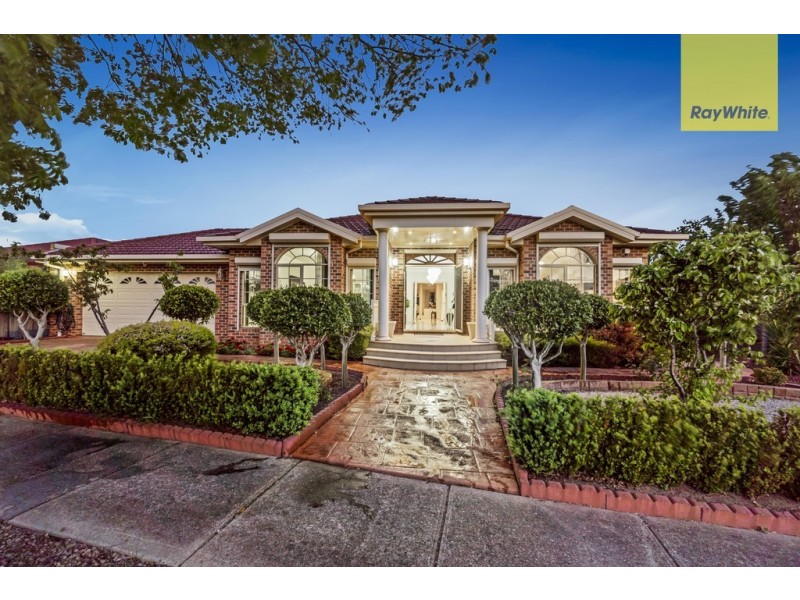 6 Pitt Street, Taylors Hill VIC 3037