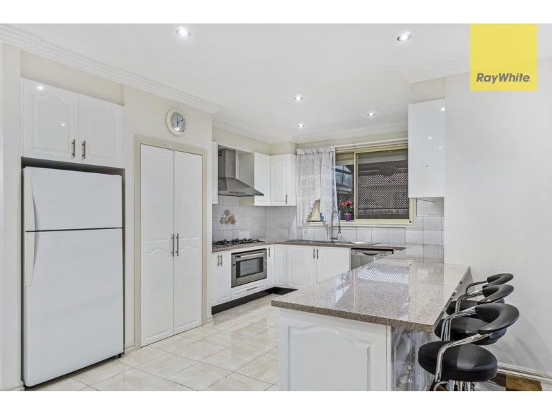 6 Pitt Street, Taylors Hill VIC 3037