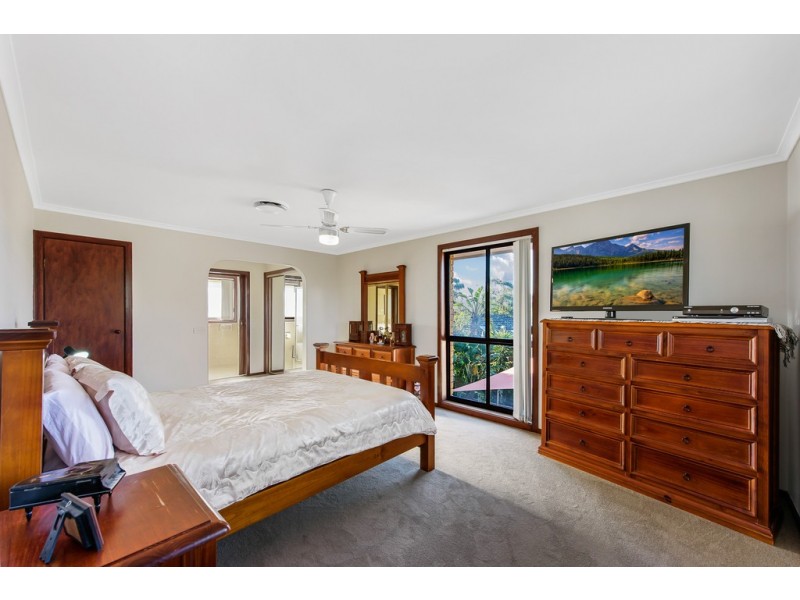 12 Willandra Court, Taylors Lakes VIC 3038