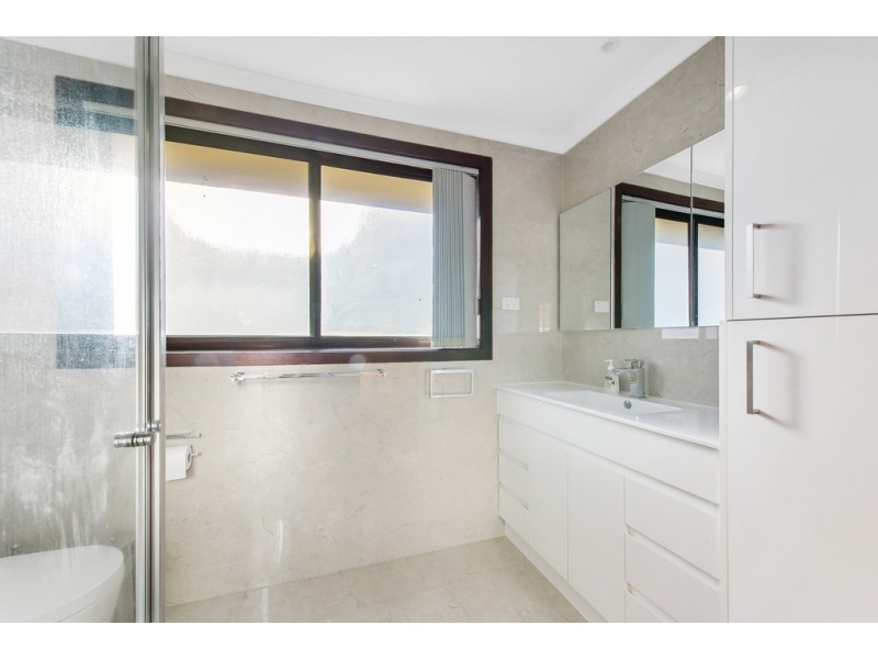 12 Willandra Court, Taylors Lakes VIC 3038