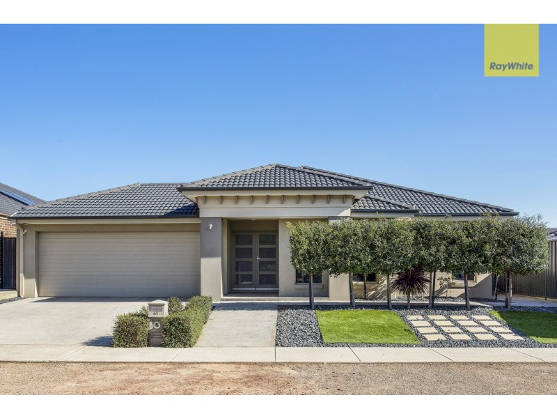 61 Cloverdale Road, Tarneit VIC 3029