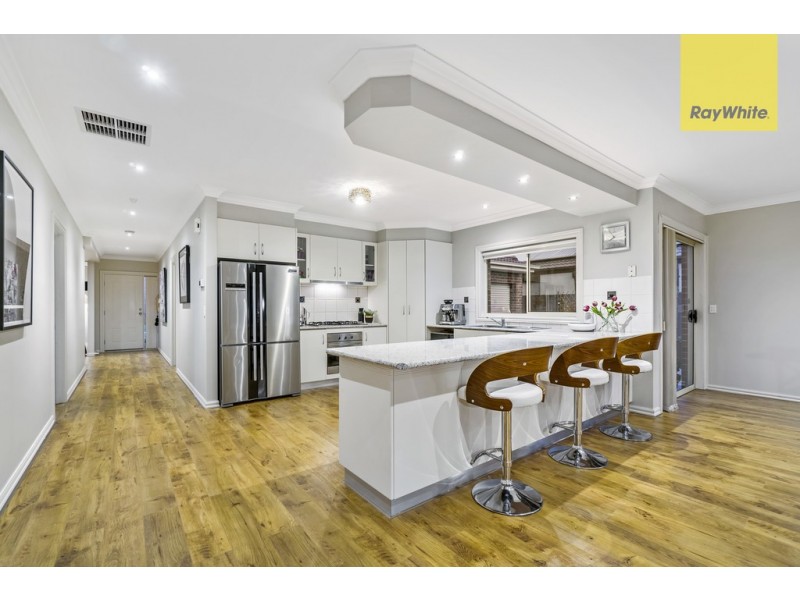 7 Rockland Court, Taylors Hill VIC 3037