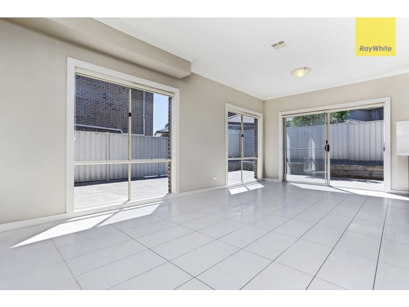 62 College Street, Caroline Springs VIC 3023