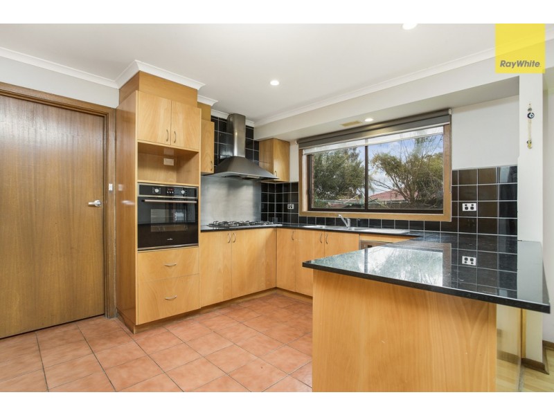 47 Angourie Crescent, Taylors Lakes VIC 3038