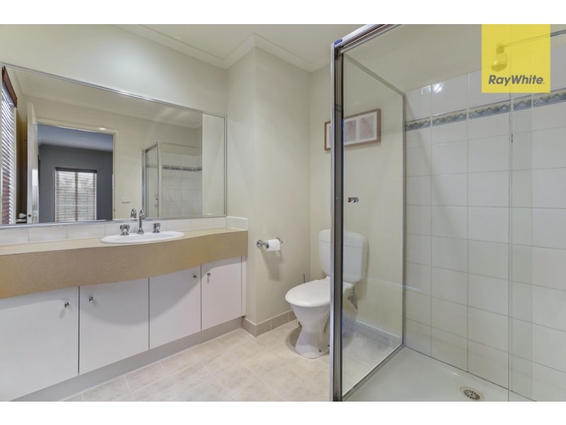 5 Treasury Place, Taylors Hill VIC 3037