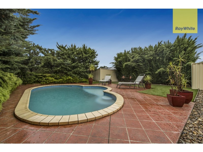 5 Treasury Place, Taylors Hill VIC 3037