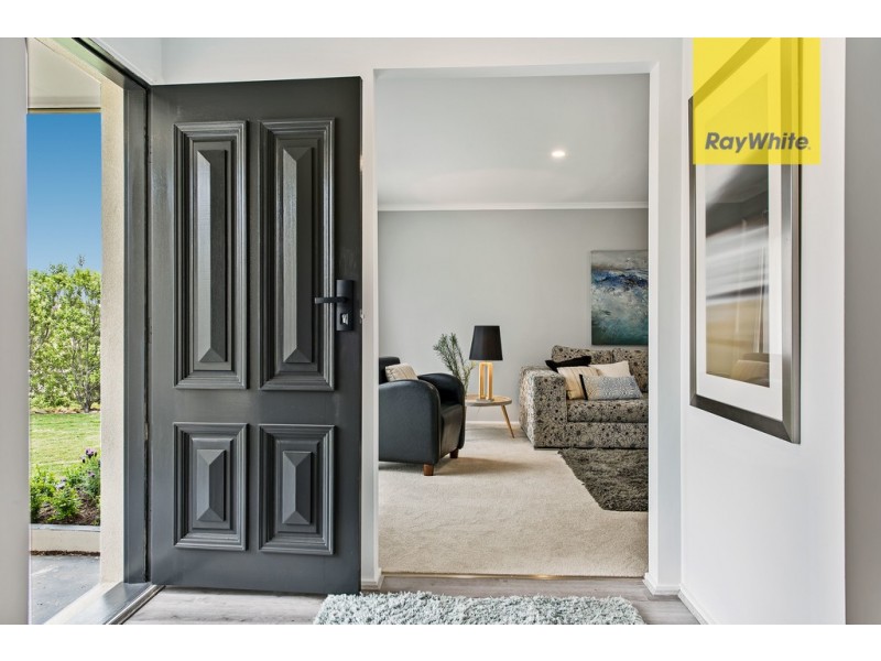 12 Trindall Place, Taylors Lakes VIC 3038