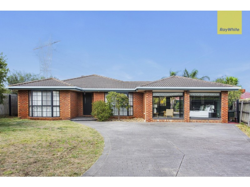 10 Albany Court, Taylors Lakes VIC 3038