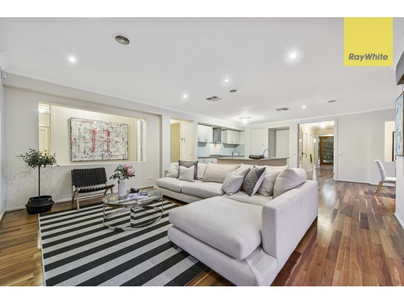 31 Balmain Circuit, Taylors Hill VIC 3037