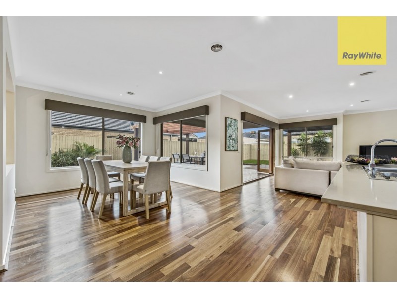 31 Balmain Circuit, Taylors Hill VIC 3037