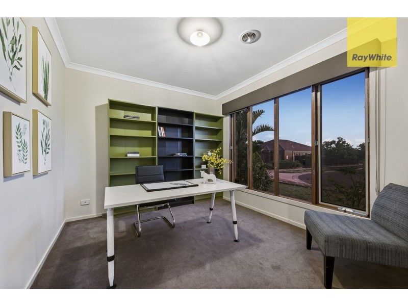 31 Balmain Circuit, Taylors Hill VIC 3037