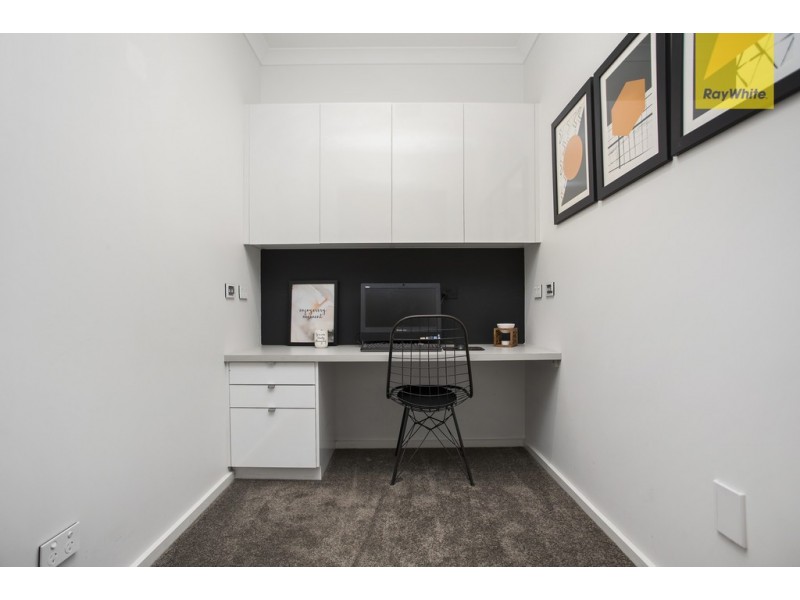 21 Balerno Way, Taylors Hill VIC 3037