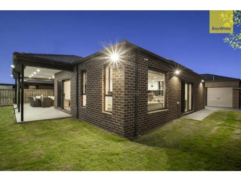 21 Balerno Way, Taylors Hill VIC 3037