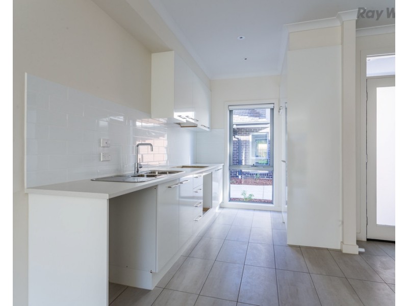 9/71-73 Fox Street, St Albans VIC 3021