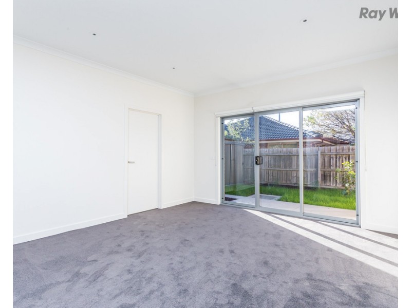 9/71-73 Fox Street, St Albans VIC 3021