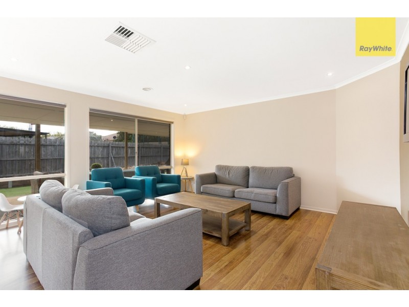 3 Gurners Lane, Taylors Hill VIC 3037