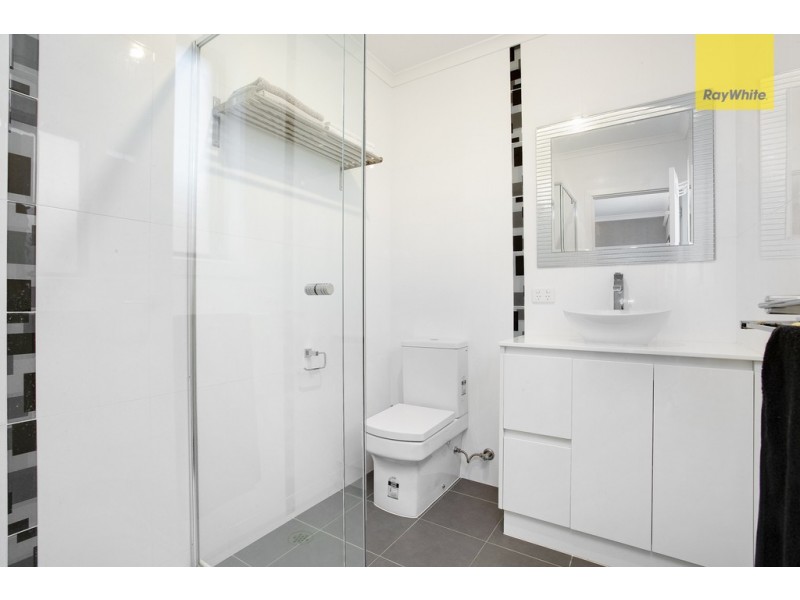 75 Bloomsbury Drive, Taylors Hill VIC 3037