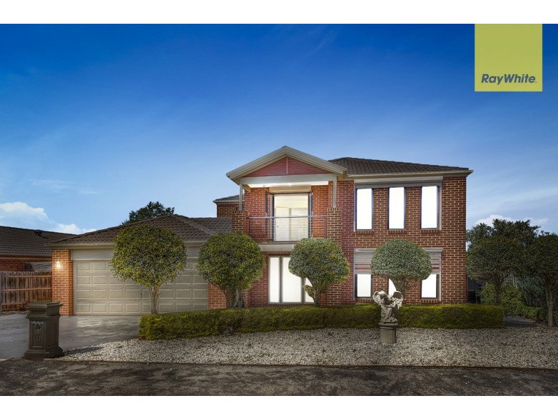 16 Amber Way, Taylors Hill VIC 3037