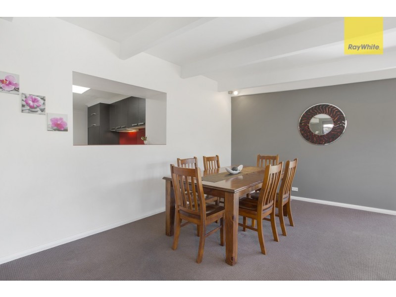 18 Rowan Drive, Kealba VIC 3021