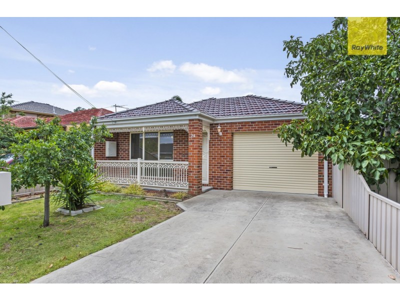 24 Maple Crescent, St Albans VIC 3021