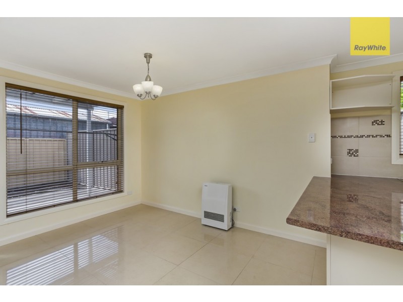 24 Maple Crescent, St Albans VIC 3021