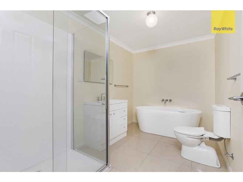 24 Maple Crescent, St Albans VIC 3021