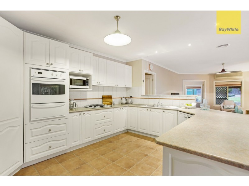 26 Whiteley Parade, Taylors Lakes VIC 3038