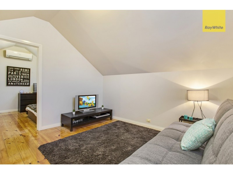 26 Whiteley Parade, Taylors Lakes VIC 3038