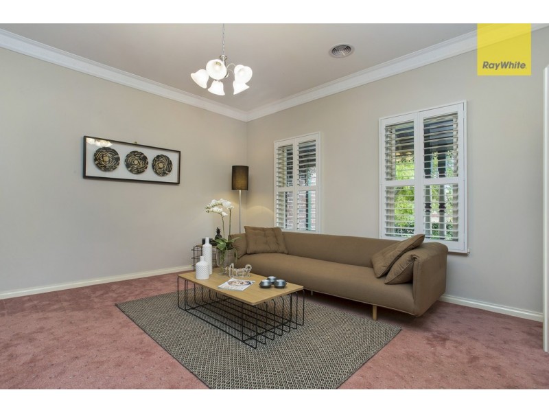 26 Whiteley Parade, Taylors Lakes VIC 3038