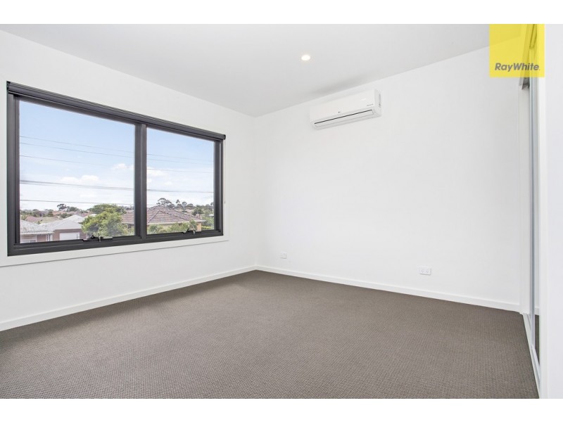 1/14 Cornhill Street, St Albans VIC 3021