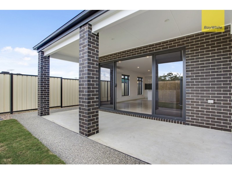 1/14 Cornhill Street, St Albans VIC 3021