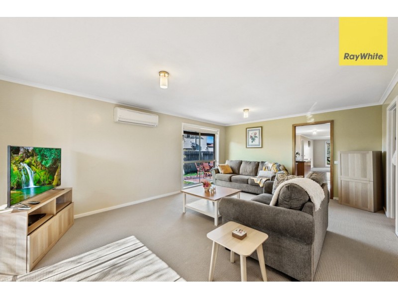 8 Rachel Court, Sydenham VIC 3037