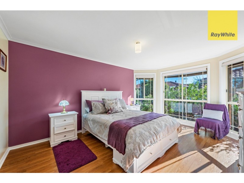 8 Rachel Court, Sydenham VIC 3037