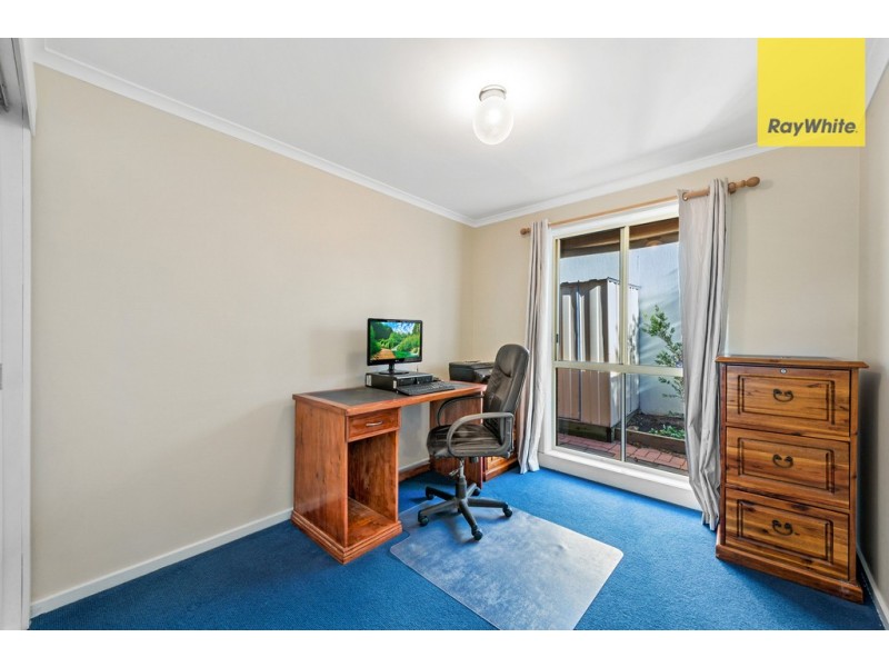 8 Rachel Court, Sydenham VIC 3037