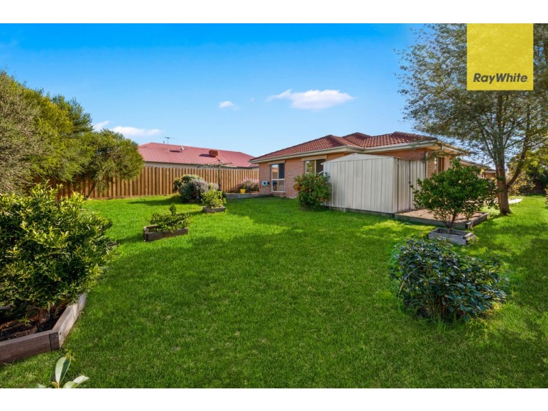 8 Rachel Court, Sydenham VIC 3037