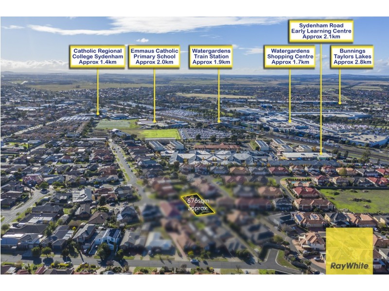 8 Rachel Court, Sydenham VIC 3037