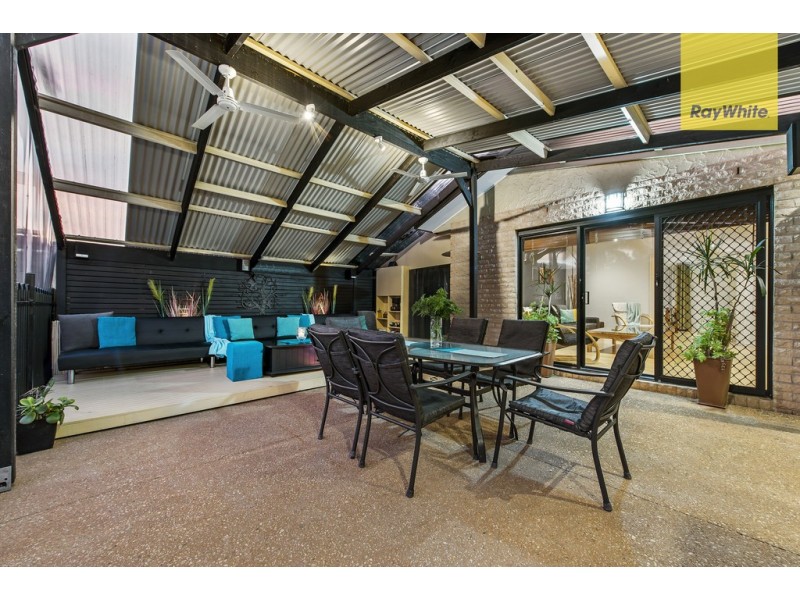 44 Tudor Rose Crescent, Sydenham VIC 3037