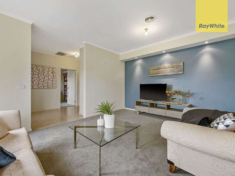 46 Lady Rose Crescent, Sydenham VIC 3037