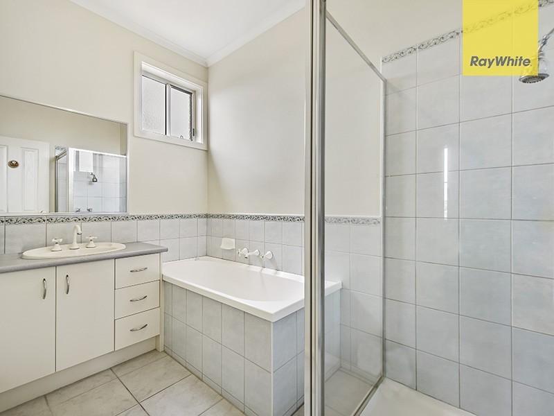 46 Lady Rose Crescent, Sydenham VIC 3037