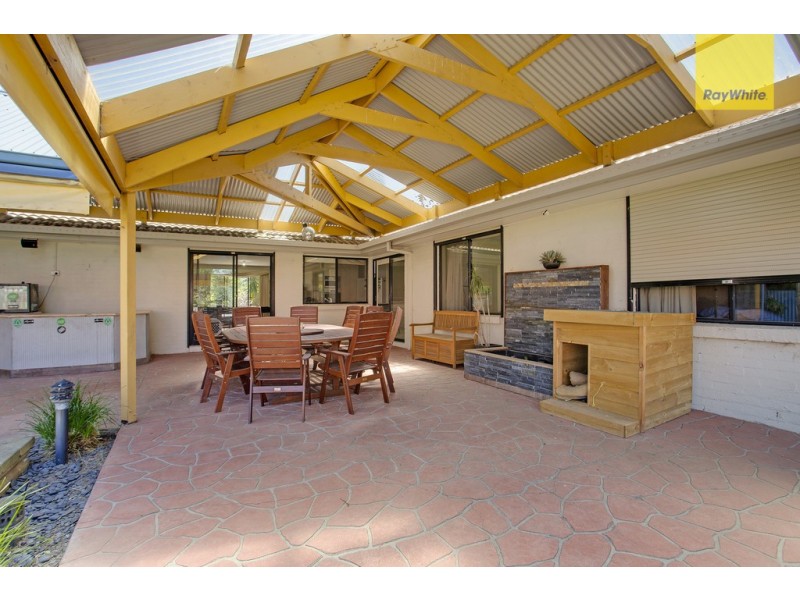 7 Liam Close, Hillside VIC 3037