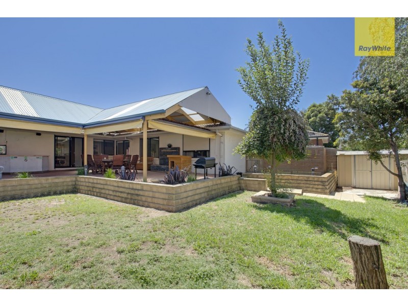 7 Liam Close, Hillside VIC 3037