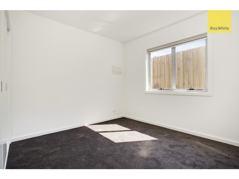 26/21 Station Road, Oak Park VIC 3046