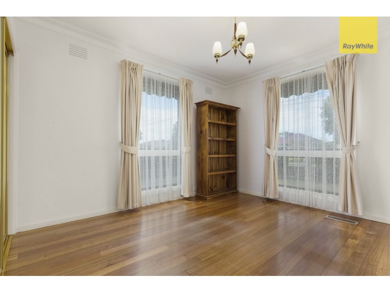 90 Halsey Road, Airport West VIC 3042